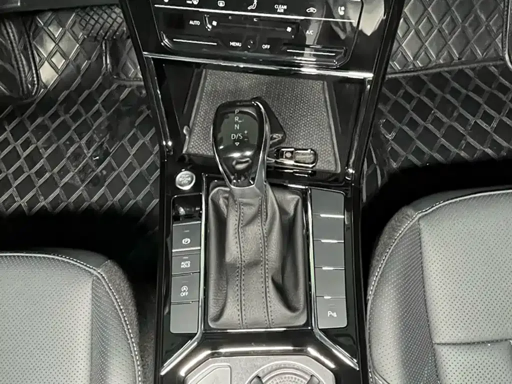 Volkswagen Passat — фото 8