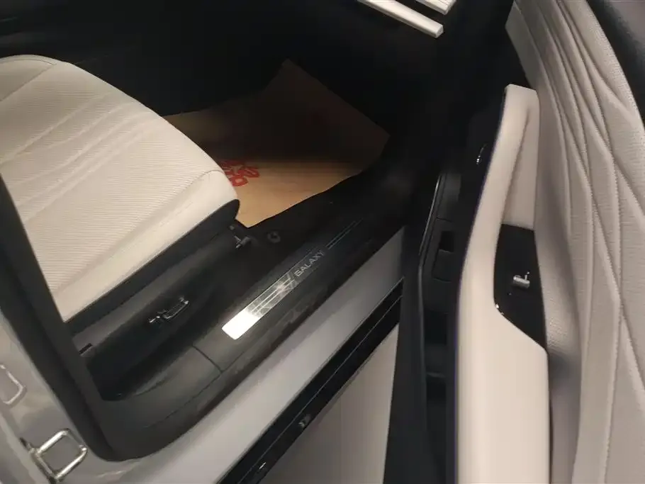 Geely Galaxy E8 2024 из CN, фото 10