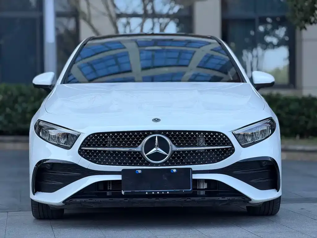 Mercedes-Benz A-Class — фото 9
