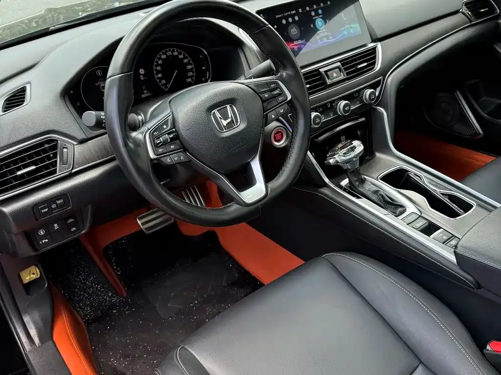 Honda Accord — фото 2