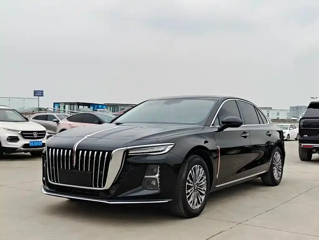 Hongqi H5 — фото 1