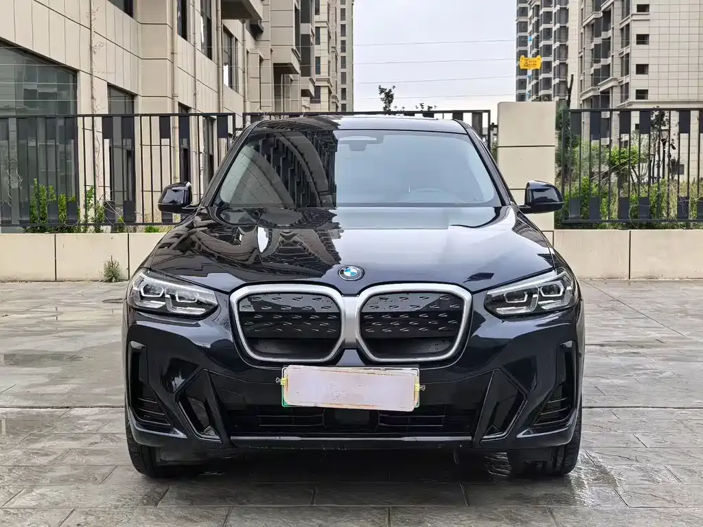 BMW iX3 2024 из CN, фото 7