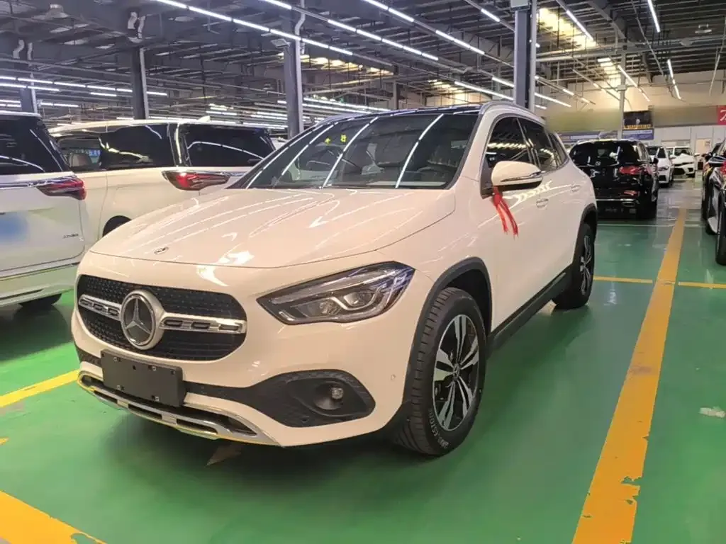 Mercedes-Benz GLA — фото 5