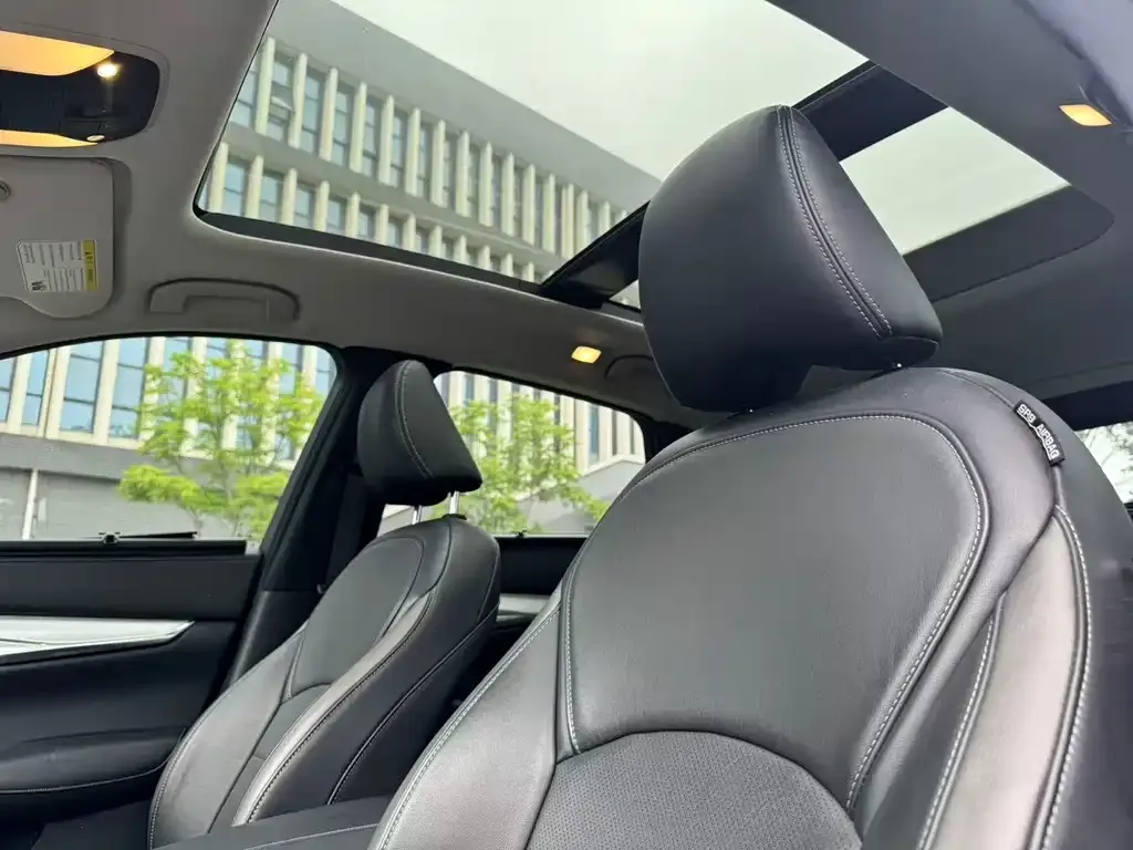 Infiniti QX50 2021 из CN, фото 2