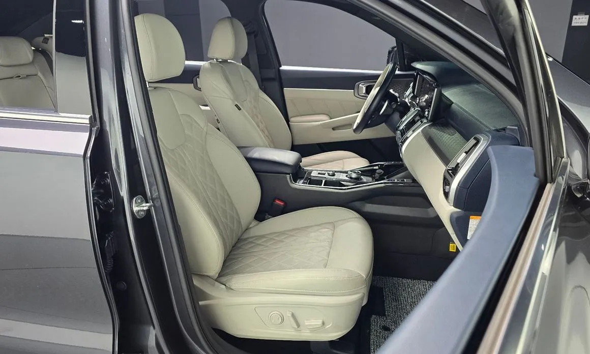 Kia Sorento 2023 из KR, фото 9