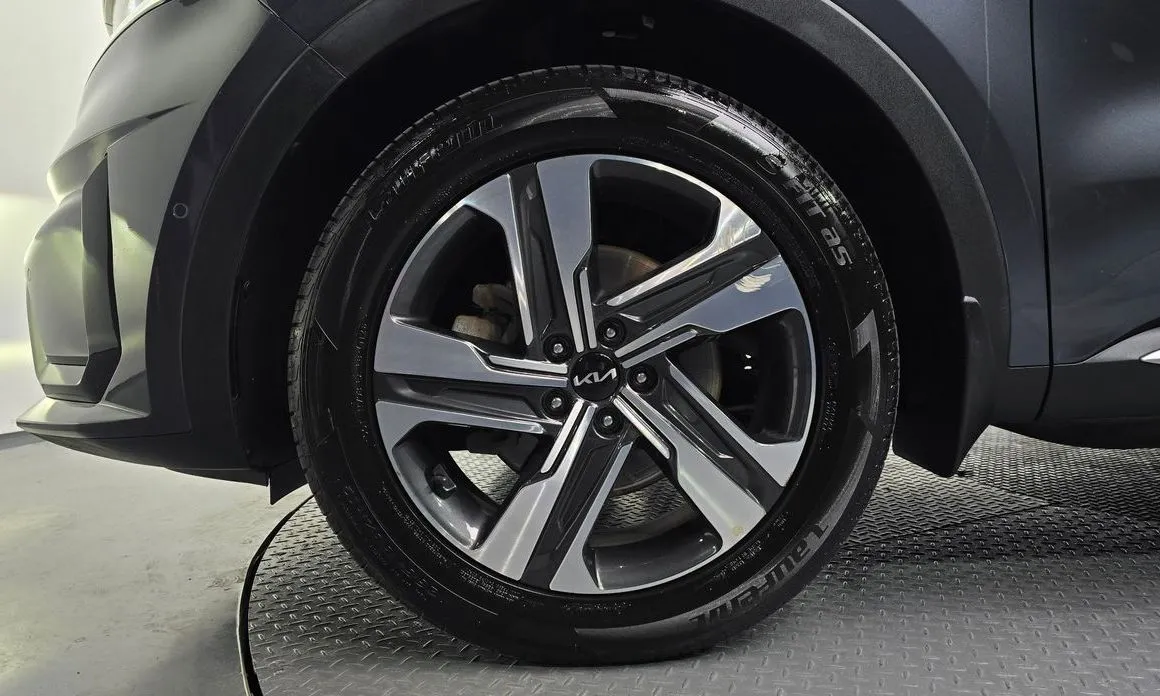 Kia Sorento 2023 из KR, фото 6
