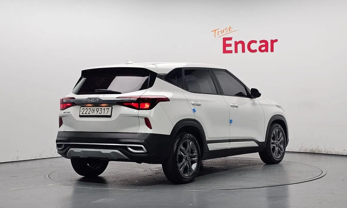 Kia Seltos 2023 из KR, фото 2