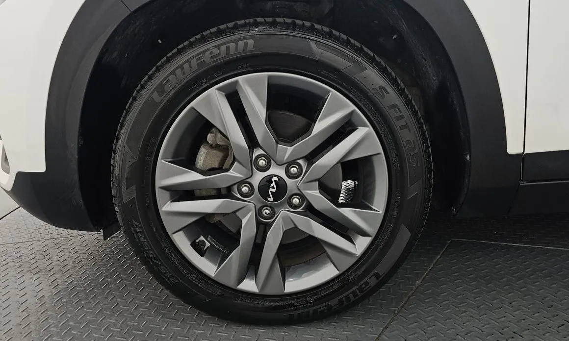 Kia Seltos 2023 из KR, фото 7