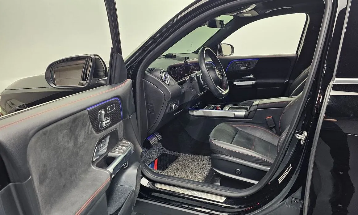 Mercedes-Benz GLB-Class — фото 10