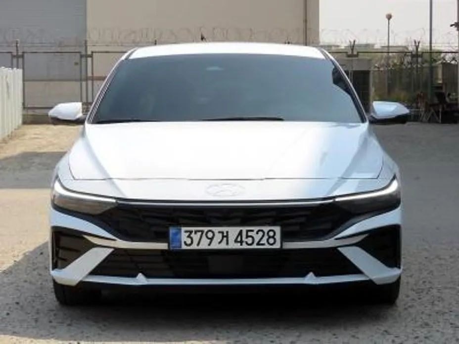 Hyundai AVANTE — фото 2