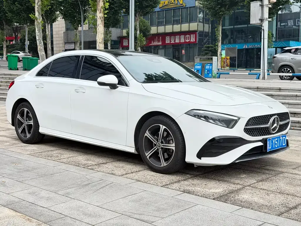Mercedes-Benz A-Class — фото 10