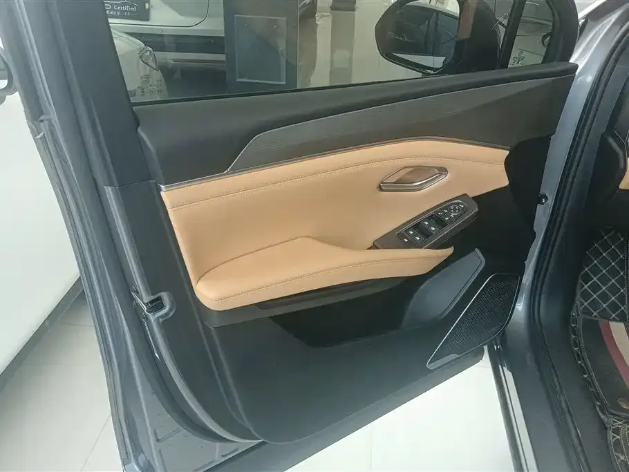 BYD L DM-i 2024 из CN, фото 9