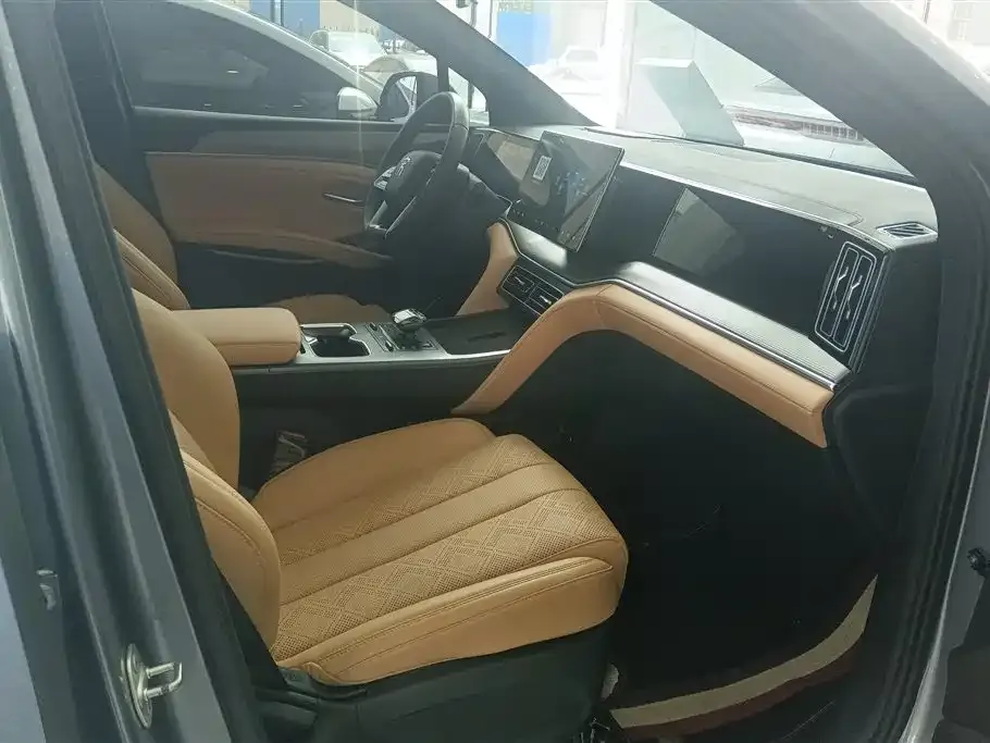 BYD L DM-i 2024 из CN, фото 10