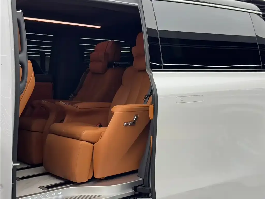 Buick Electra Family 2025 из CN, фото 3