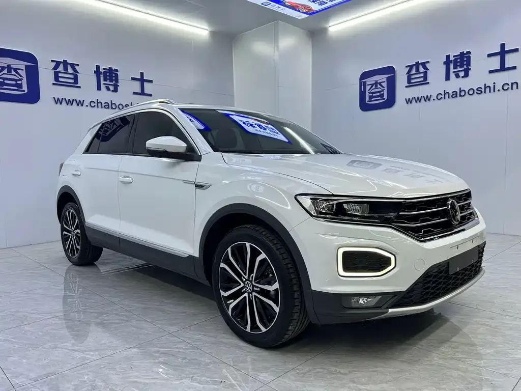 Volkswagen T-Roc — фото 2