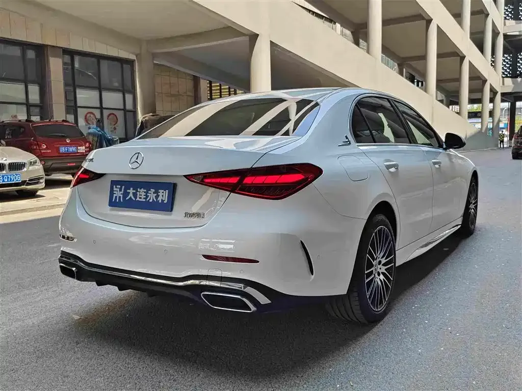 Mercedes-Benz C-Class — фото 10