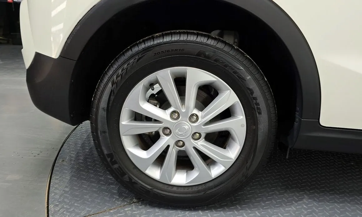 KG Mobility (Ssangyong) TIBOLI 2021 из KR, фото 4