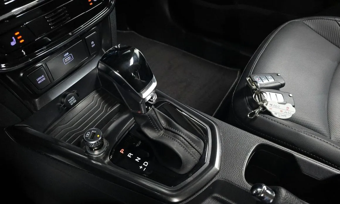 KG Mobility (Ssangyong) TIBOLI 2021 из KR, фото 9