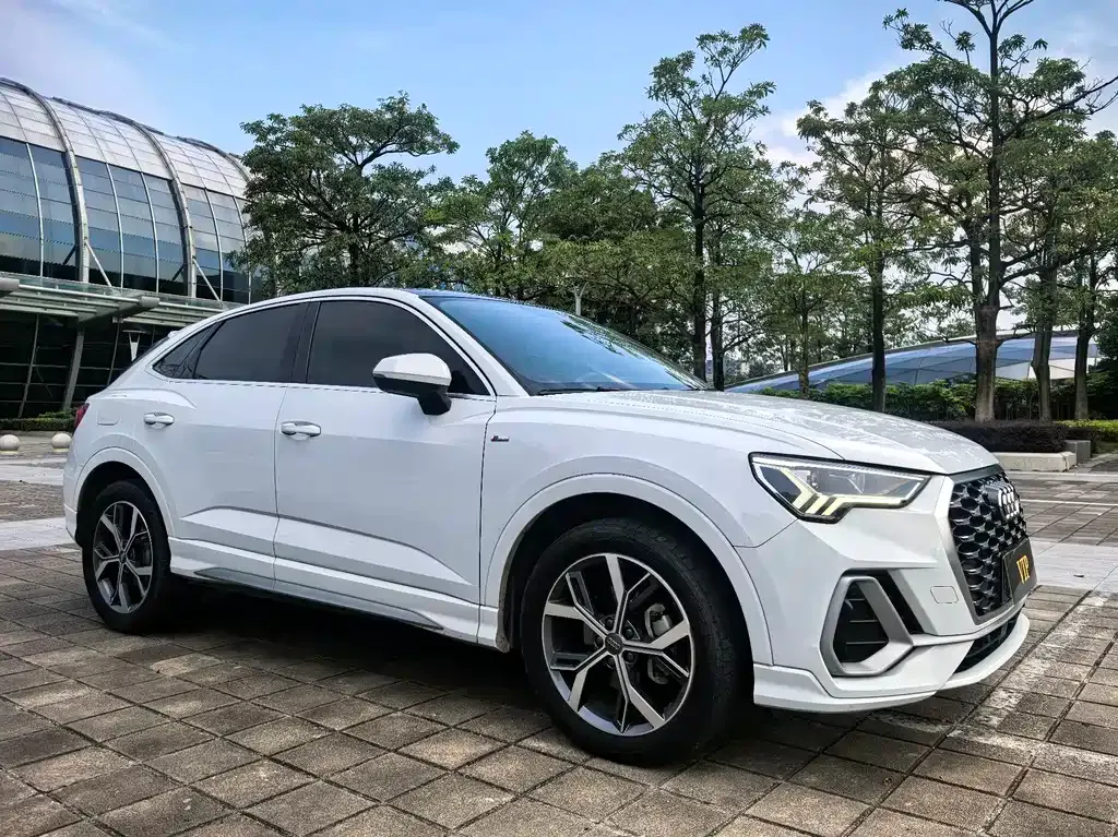 Audi Q3 Sportback 2021 из CN, фото 6