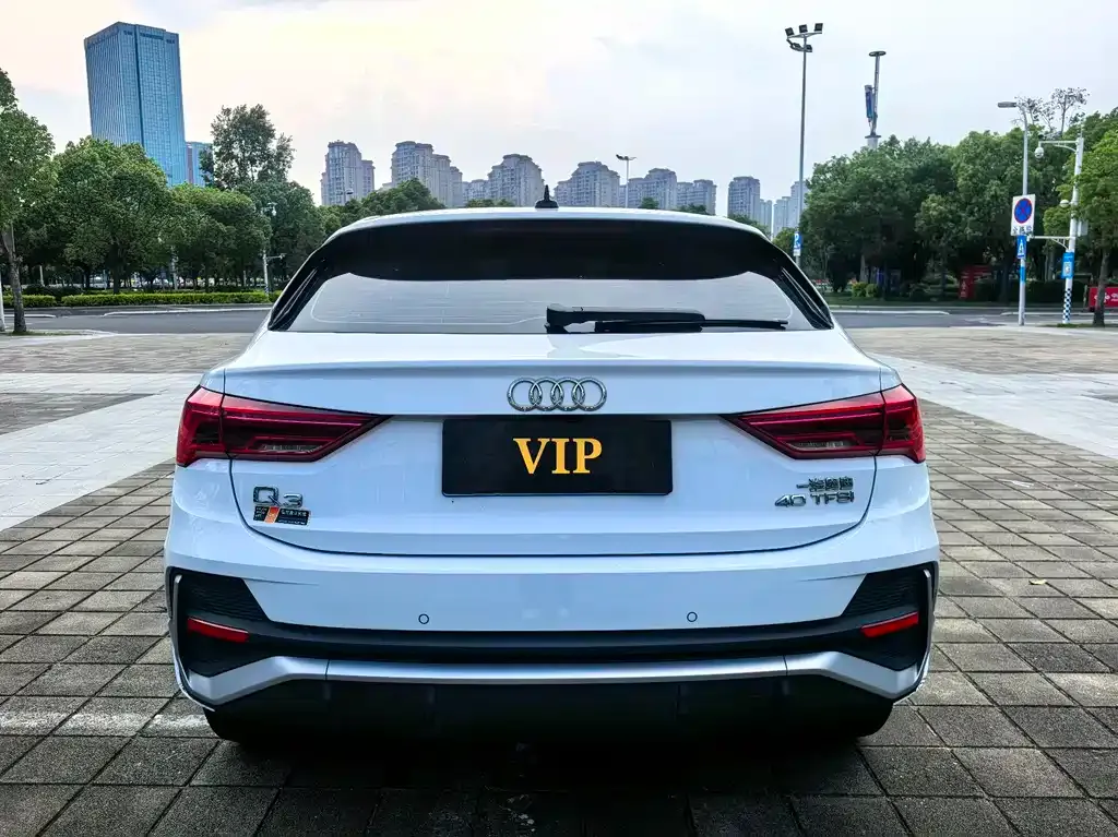 Audi Q3 Sportback 2021 из CN, фото 9