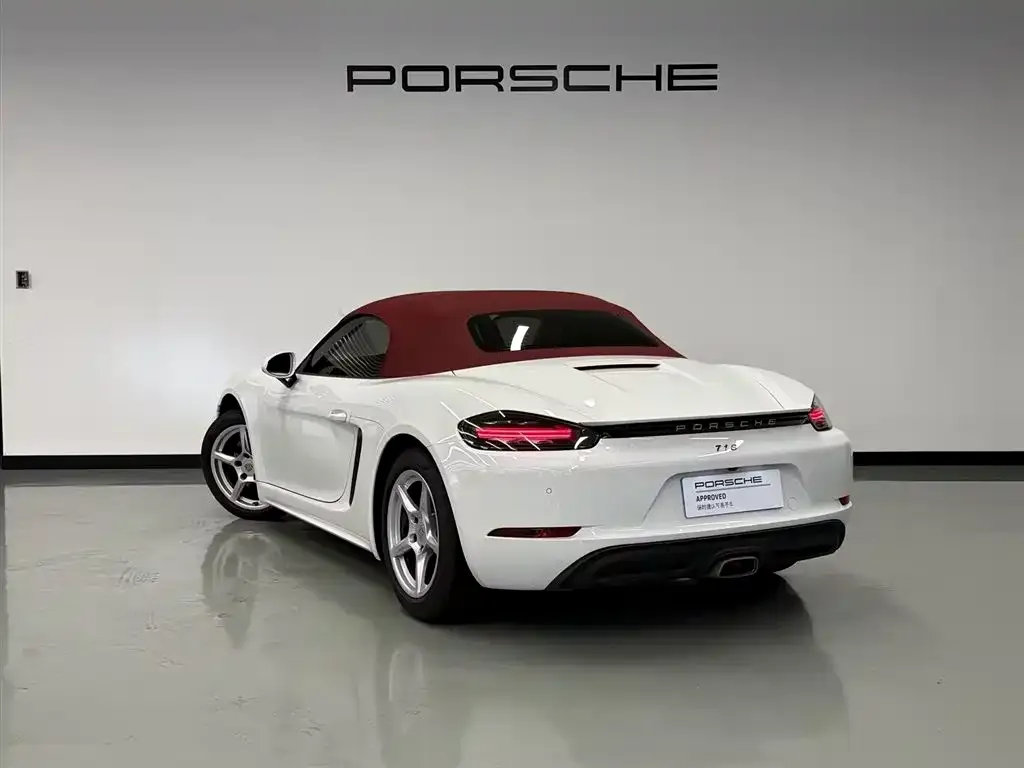 Porsche 718 — фото 6