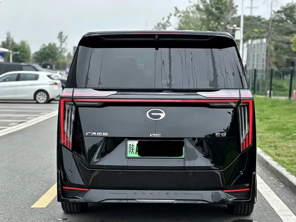 GAC Motor Trumpchi E9 — фото 3