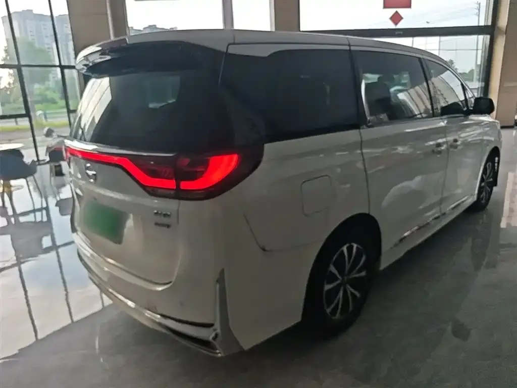 GAC Motor Trumpchi M8 — фото 2