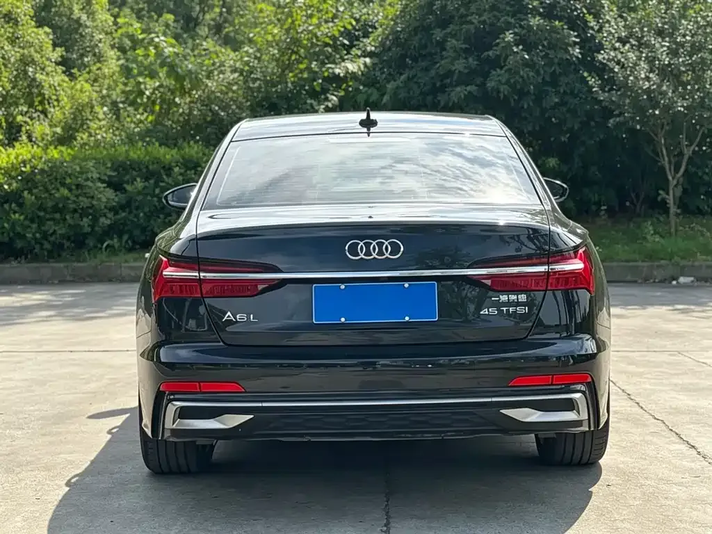 Audi A6L — фото 3