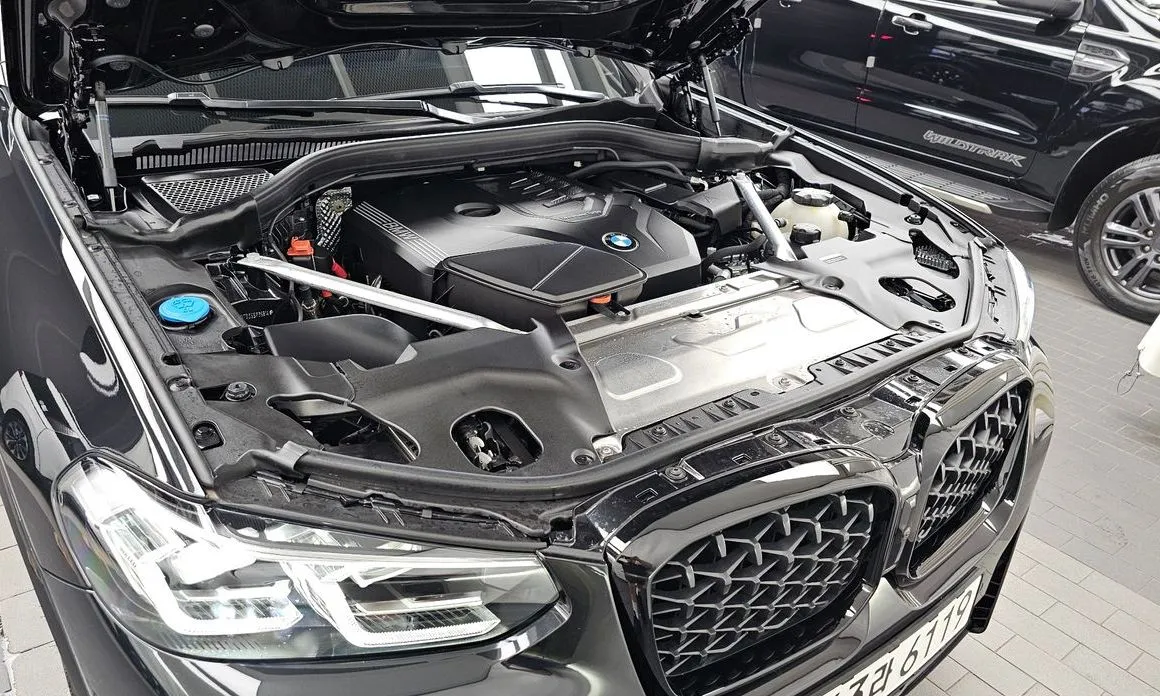 BMW X4 2025 из KR, фото 6