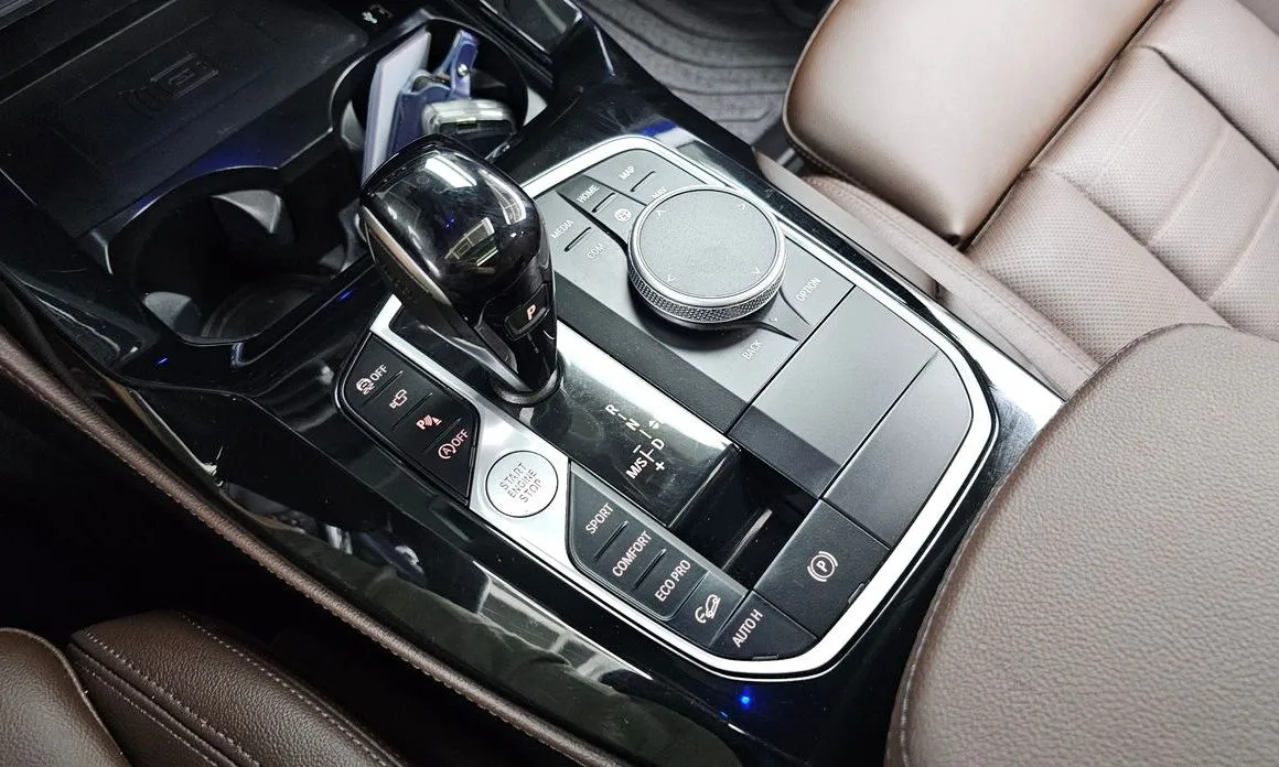 BMW X4 2025 из KR, фото 9