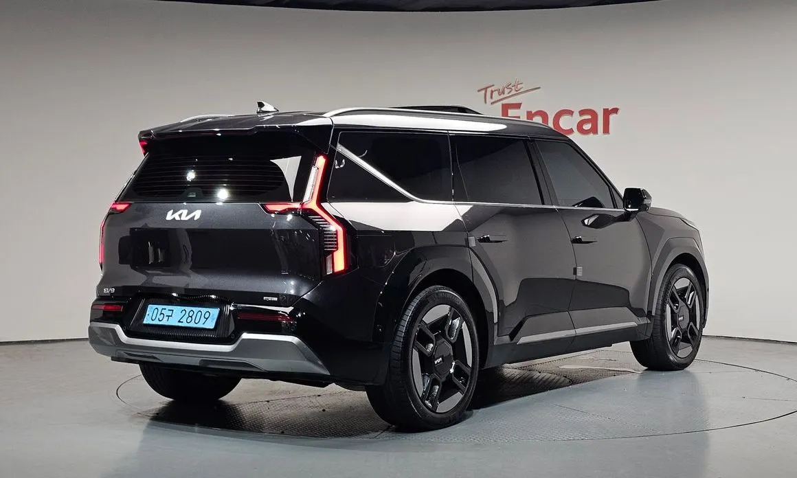 Kia EV9 2024 из KR, фото 3