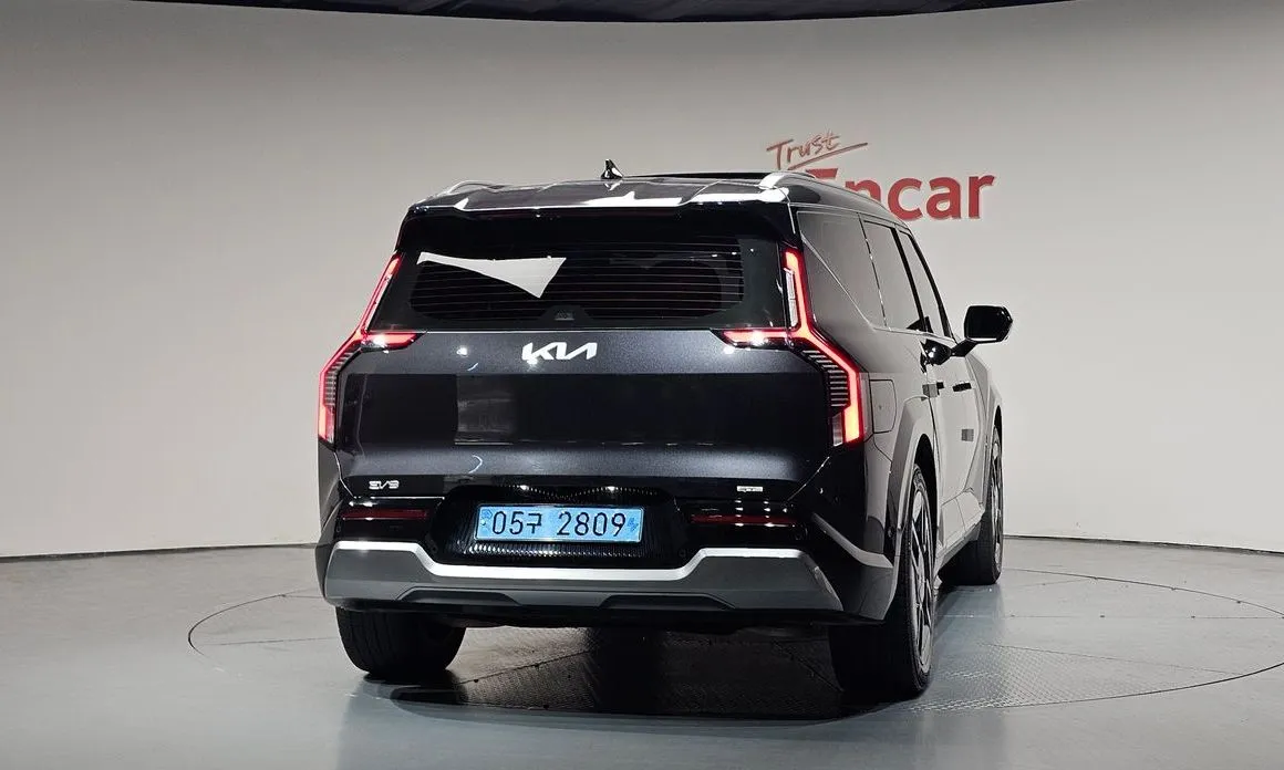 Kia EV9 2024 из KR, фото 5