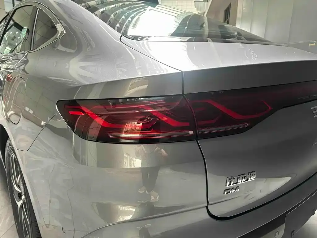 BYD Qin L — фото 3