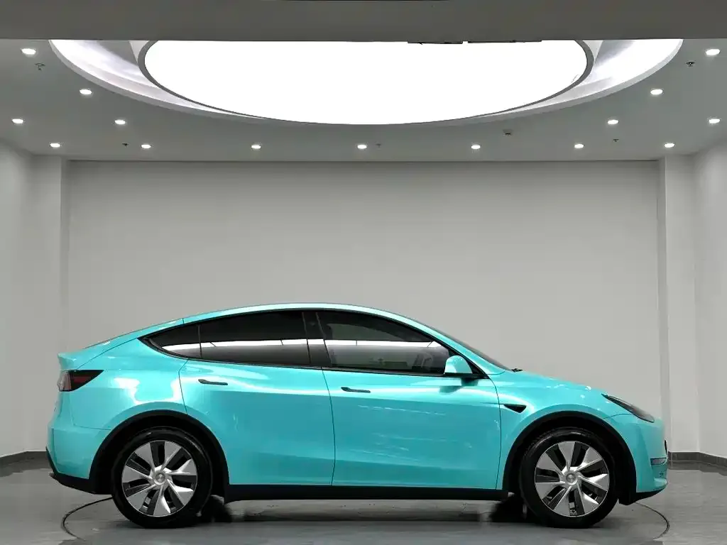 Tesla Model Y — фото 2