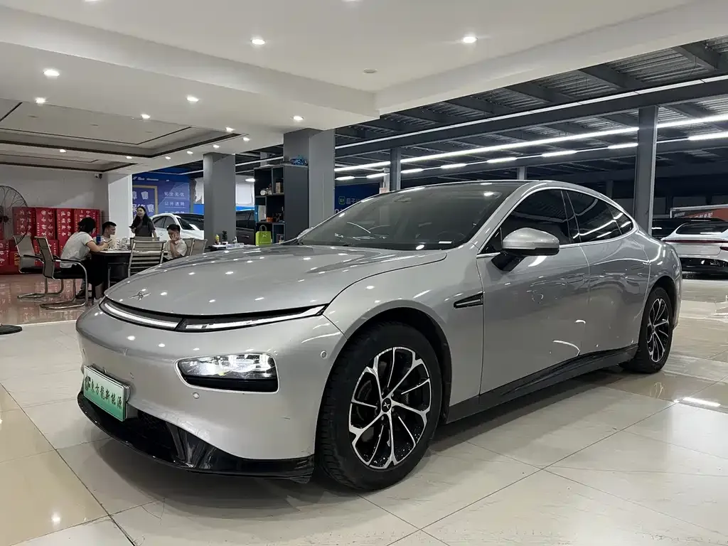 XPeng P7
