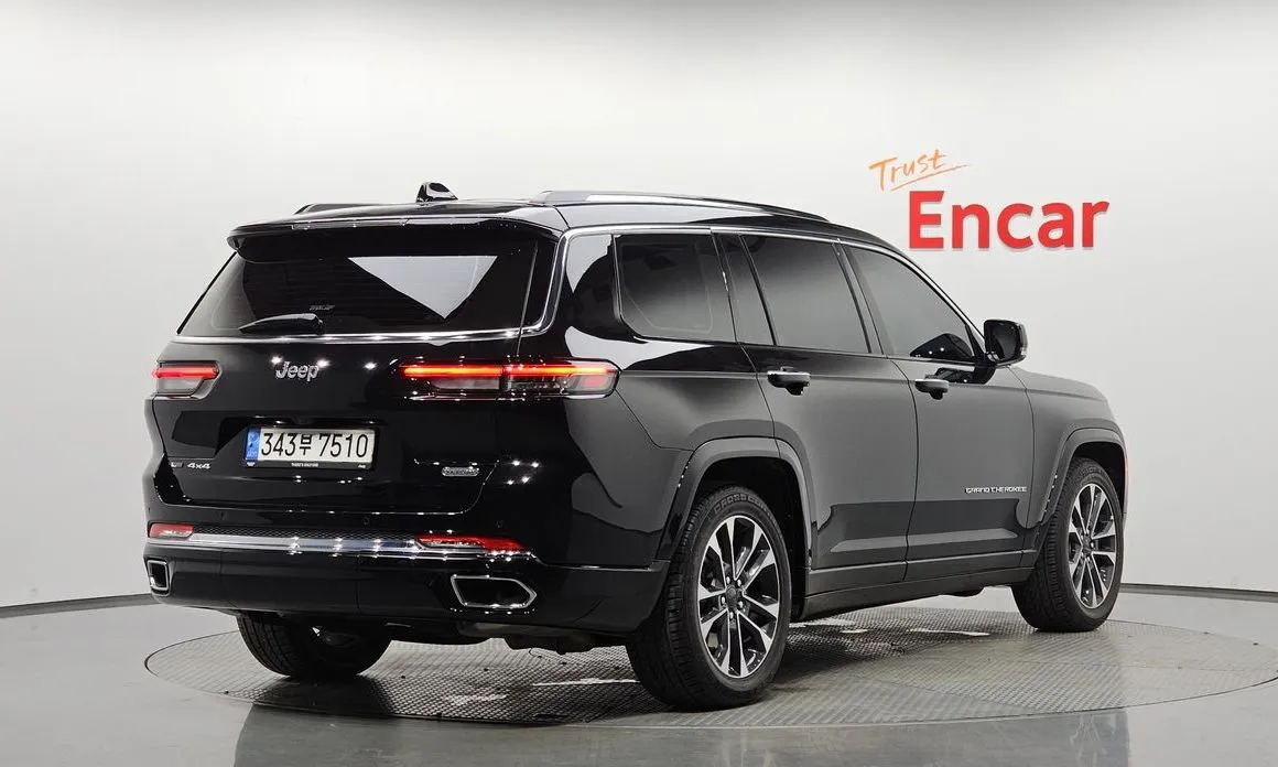 Jeep Cherokee — фото 4