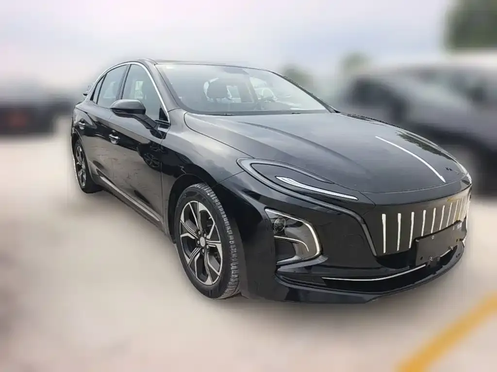 Hongqi E-QM5 — фото 6