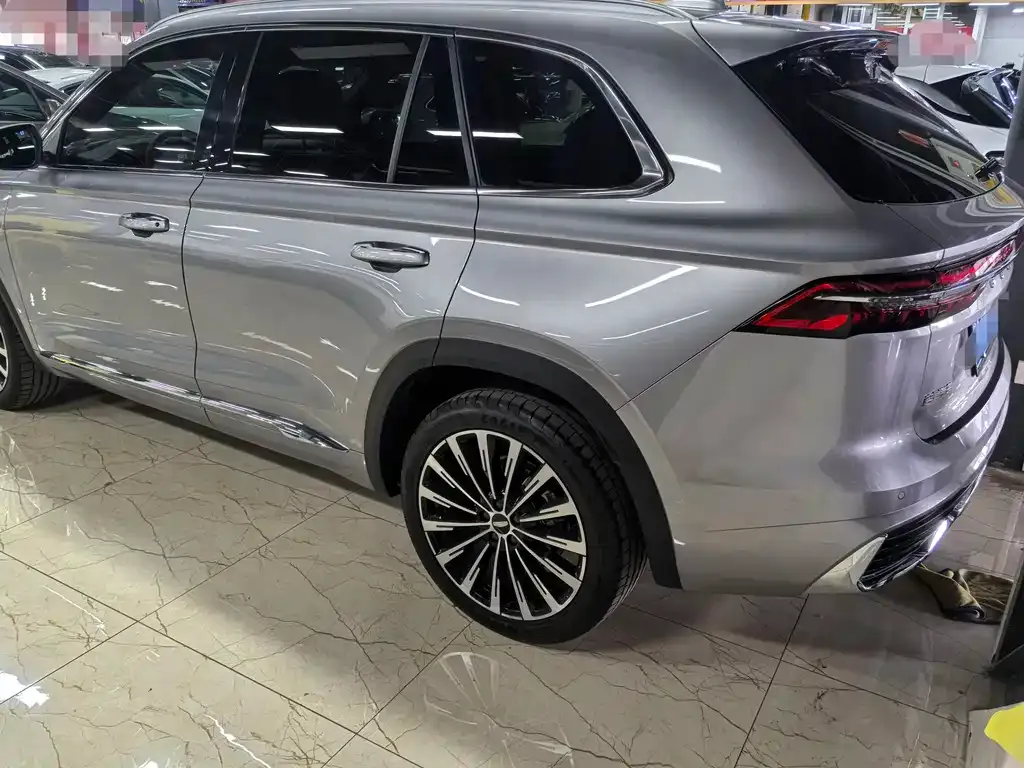 Geely Xingyue L — фото 4