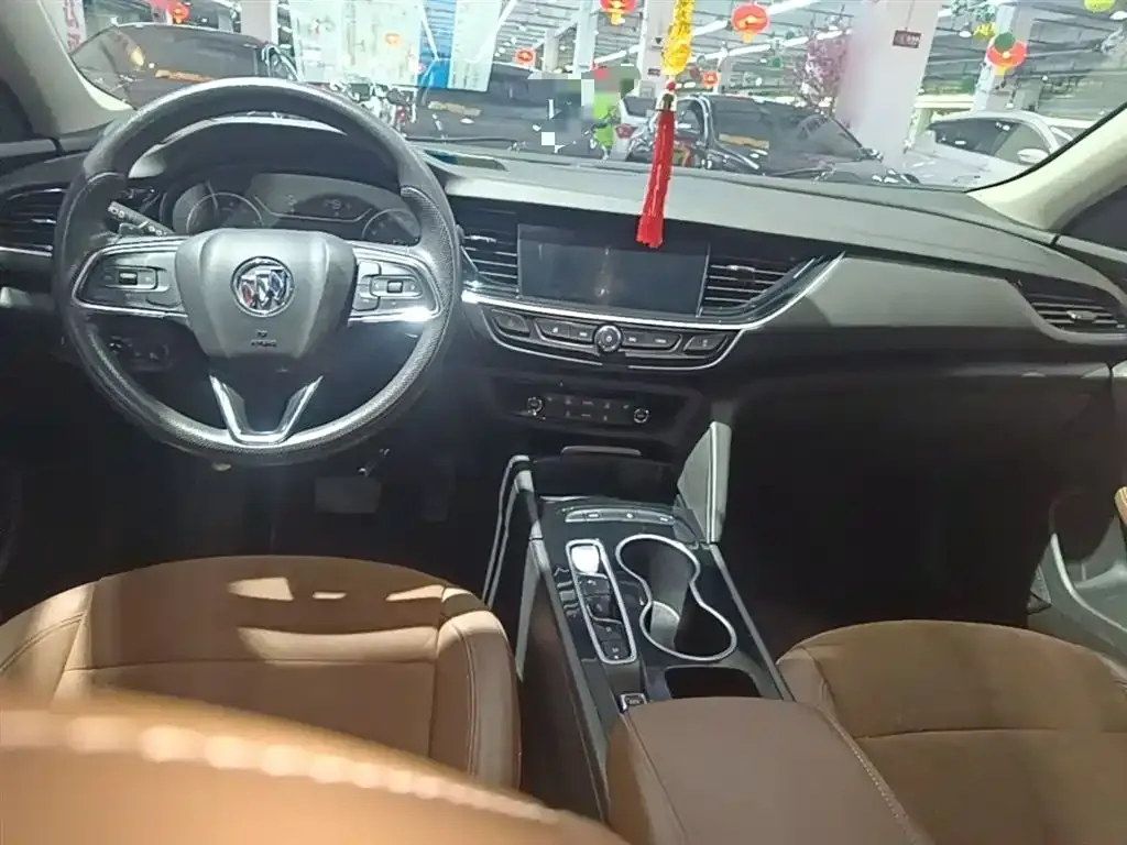 Buick Regal — фото 9