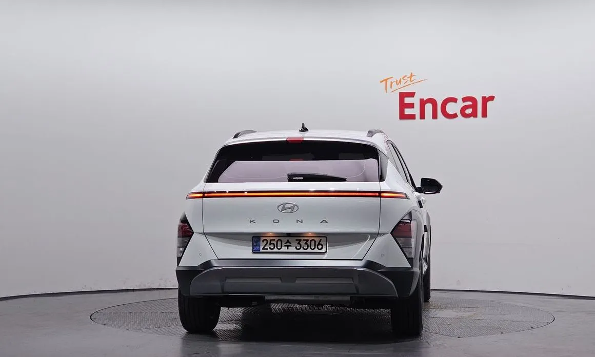 Hyundai Kona — фото 2