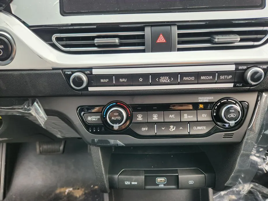 Kia Niro — фото 3