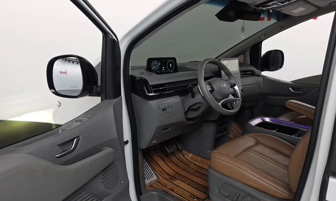 Hyundai Staria 2025 из KR, фото 10
