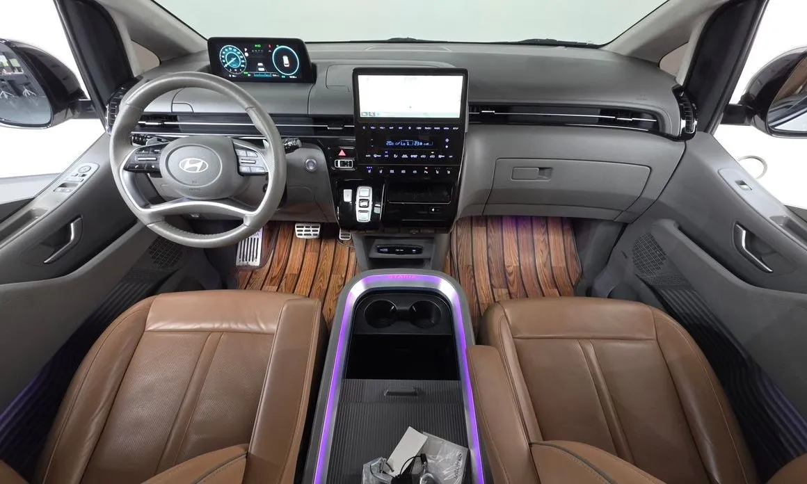 Hyundai Staria 2025 из KR, фото 4