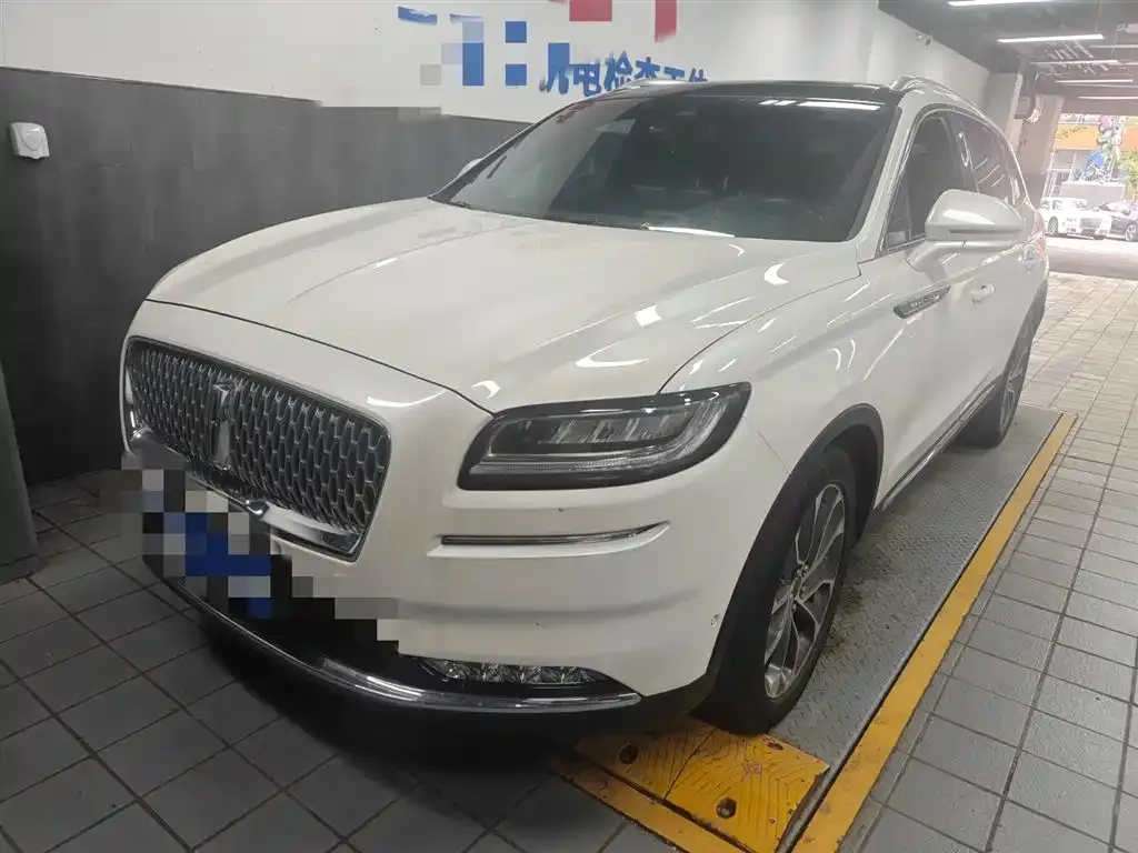Lincoln Nautilus