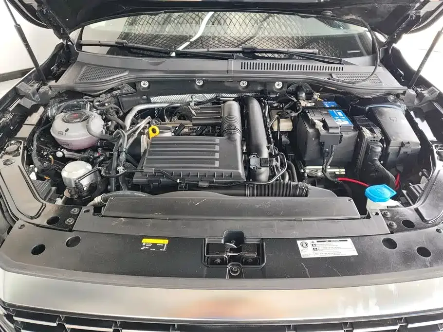 Volkswagen Passat — фото 8