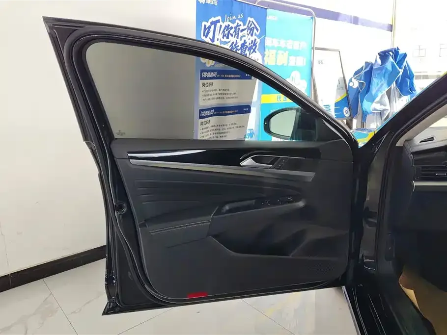 Volkswagen Passat — фото 6
