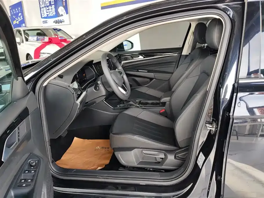 Volkswagen Passat — фото 10