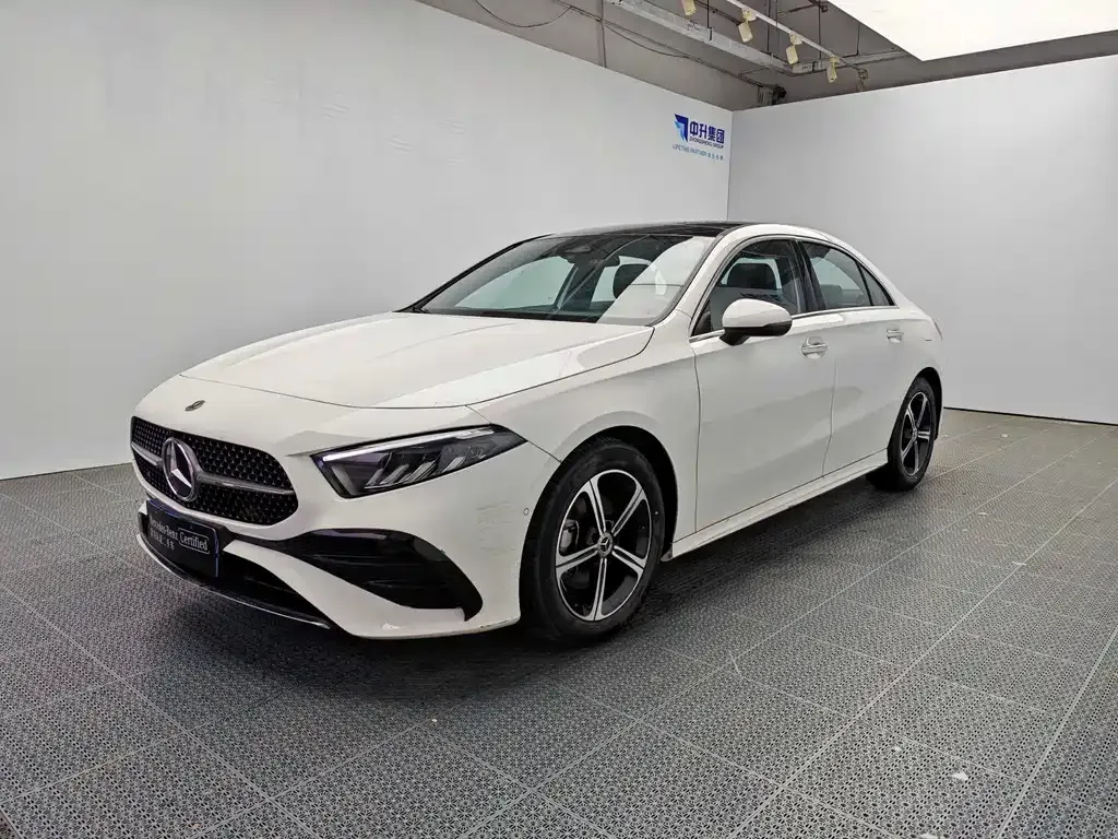 Mercedes-Benz A-Class — фото 1