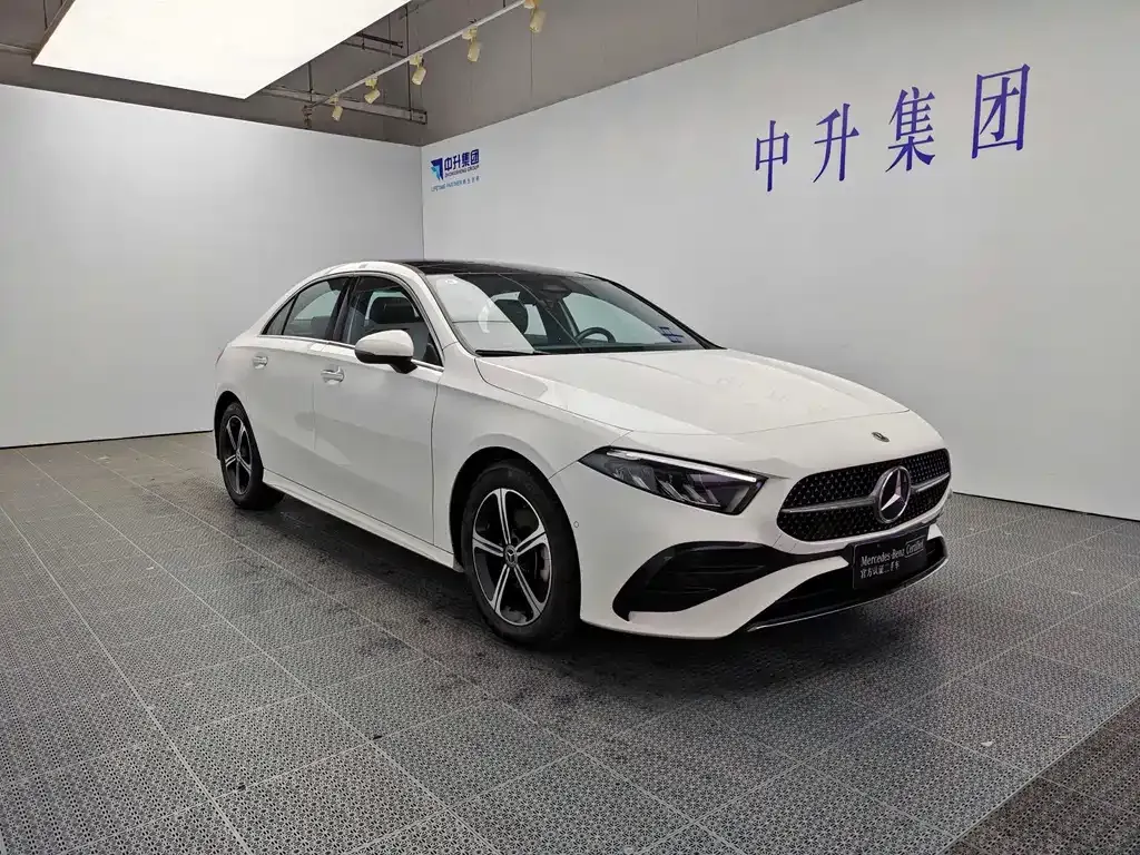 Mercedes-Benz A-Class — фото 6