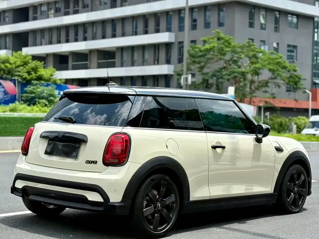 MINI Cooper (3-door) — фото 4